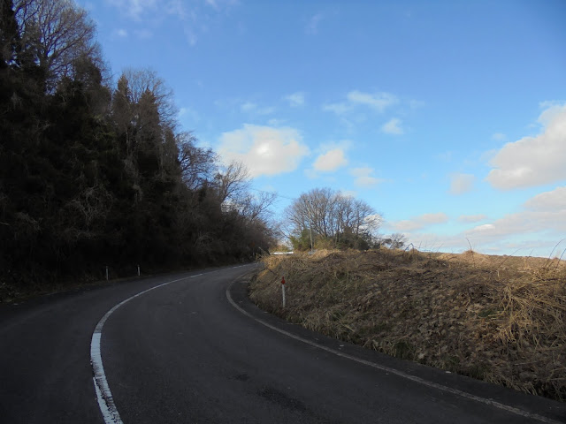 小林橋から登る道