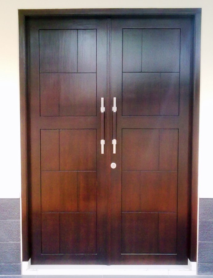 43 Model  Pintu  Kupu  Tarung  Kayu Jati Klasik yang Modern 