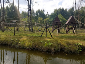 Dolina Charlotty - Strzelinko - Mini ZOO - Ogród Bajek Dolina Charlotty - ZOO Charlotta - Fokarium Dolina Charlotty - podróże z dzieckiem - wakacje z dzieckiem - ostoja żubra - ZOO w Słupsku 