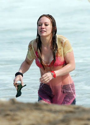 Hilary Duff Bikini Pics hots sexy pictures