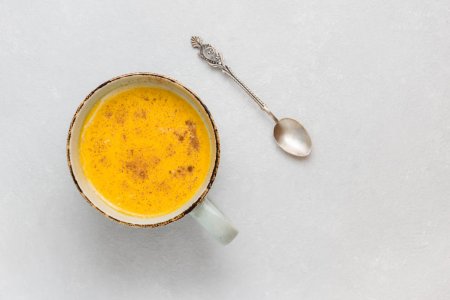 Quick and Easy Turmeric Latte/Golden Milk Recipe