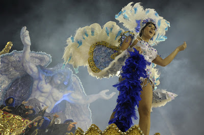 Rio-Carnival-Rio-de-Janeiro-Brazil-dancers-travel