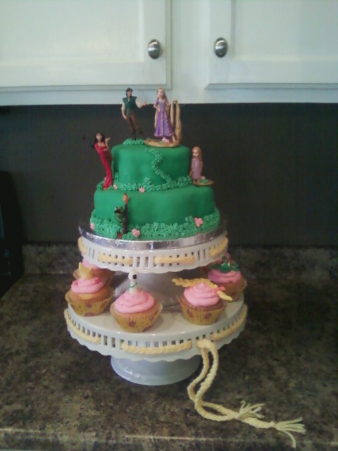 Tangled Cake