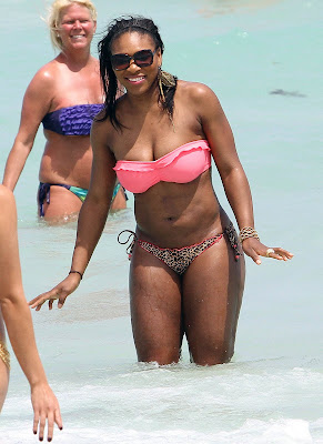 Serena Williams in Beach Bikini