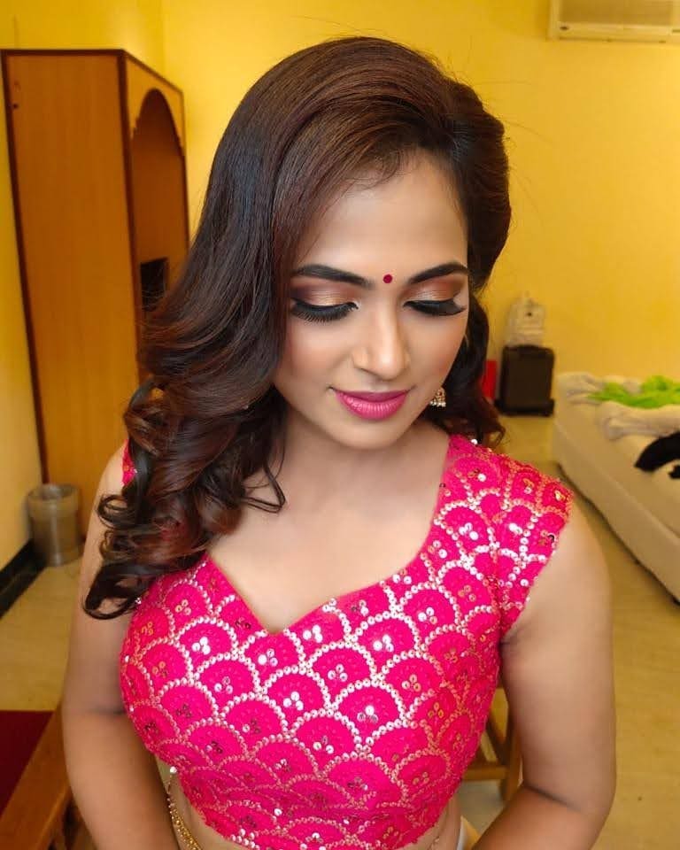 Actress Ramya Pandian Latest Hot Photos
