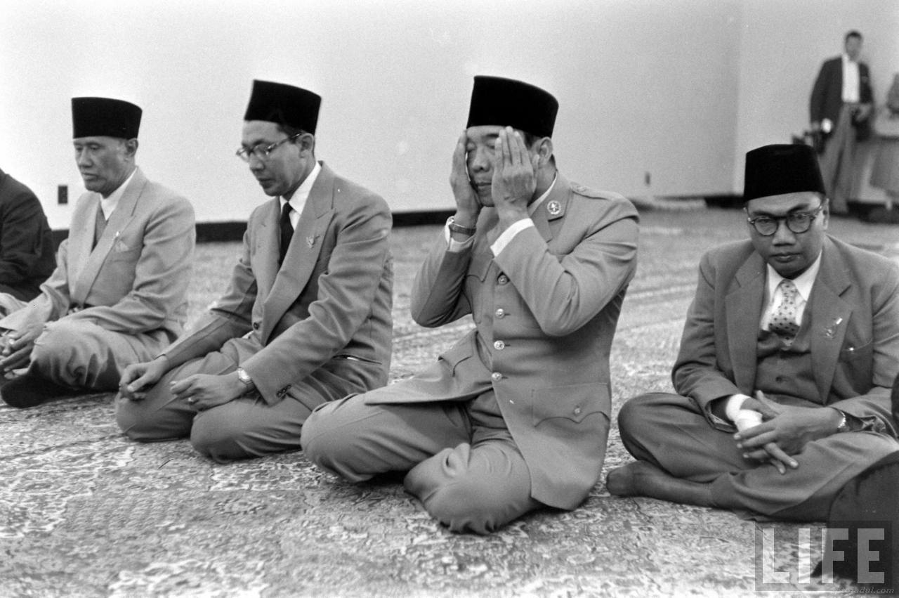 soekarno meninggal pada tahun - Koleksi Foto soekarno