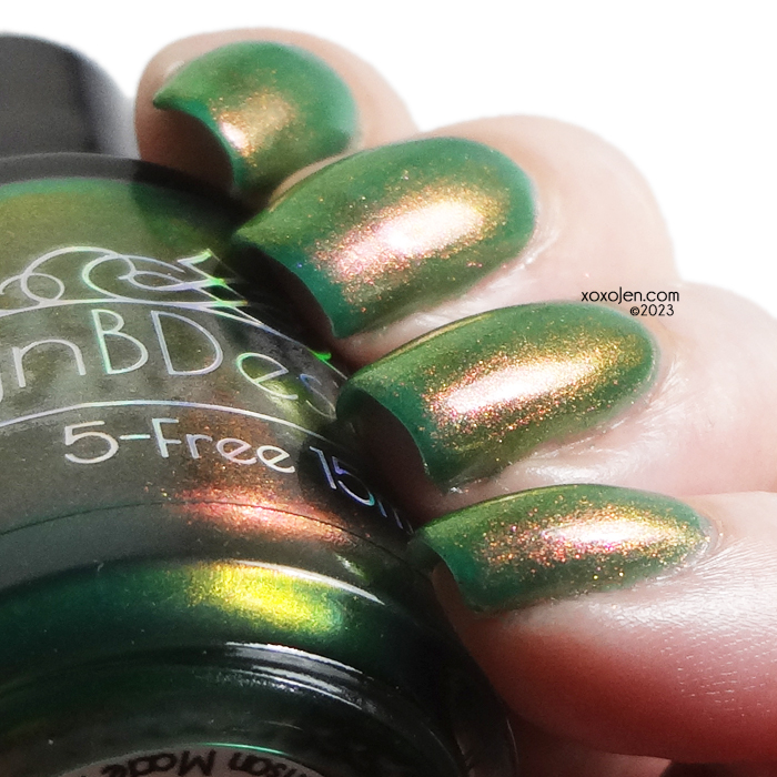 xoxoJen's swatch of LynB Mystic Forest