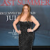Jennifer Love Hewitt Shows Off Her Curves in Gorgeous Little Black Dress on Red Carpet