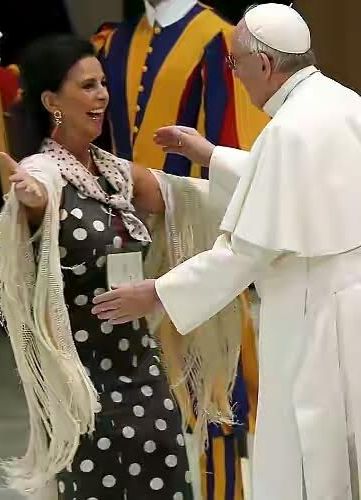 Spanish Singer Couldn't Contain Her Joy When She Met The Pope