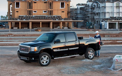 2011 GMC Sierra Denali Heavy Duty Side Angle View