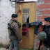 GENDARMERÍA RESCATÓ A UNA NENA DE 4 AÑOS: ESTABA EN UNA CASA ACOMPAÑADA DE UN PERRO