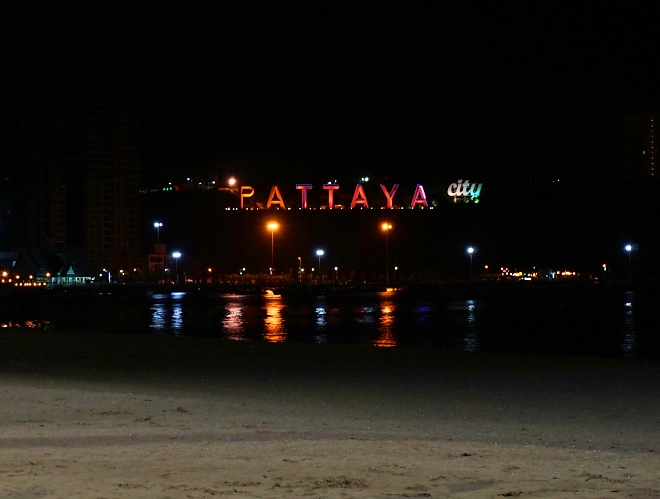 Leuchtschrift Pattaya City