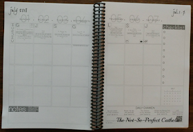 Open planner showing a weekly view