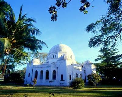 Keindahan Senibina Masjid