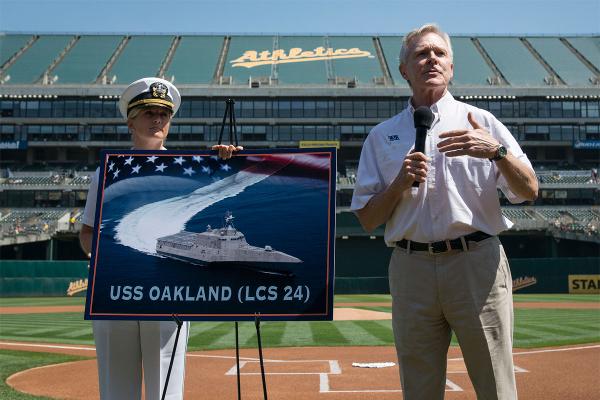 Secretary of the Navy Ray Mabus announces the name of the Independence-class littoral combat ship LCS 24 as USS Oakland