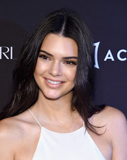 Kendalljenner006e17