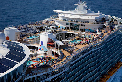 Oasis_of_the_Seas_Royal_Caribbean_Largest_Best_Cruise_Ships