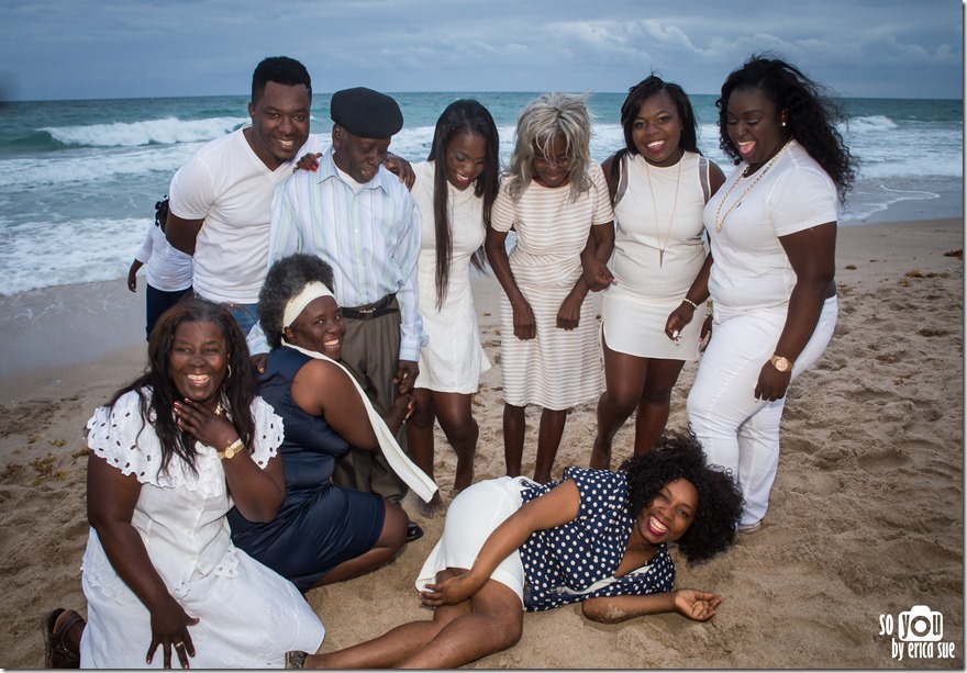 2048 Beach Extended Family Photo Shoot-