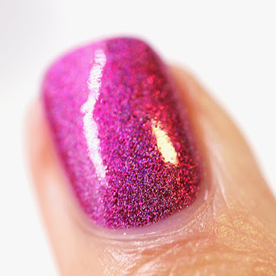 Girly Bits Cran-bury the Hatchet 