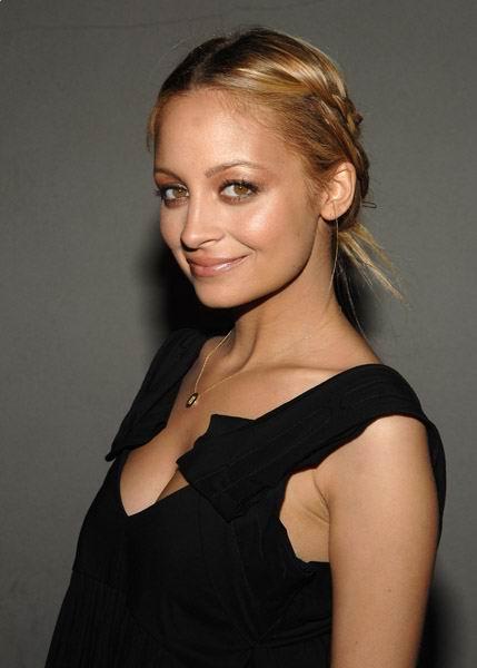 nicole richie wedding hair. Nicole Richie braids hair