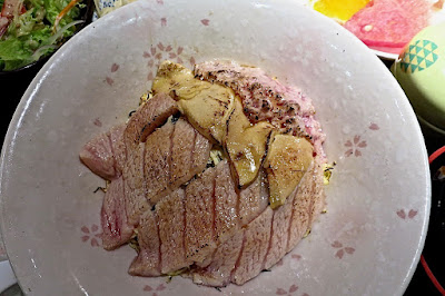Maguro Donya Miura Misakikou Sushi & Dining, foie gras toro don