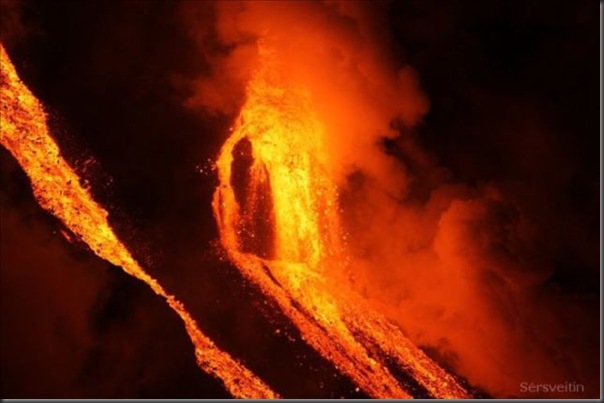 Uma erupção do vulcão islandês (23)