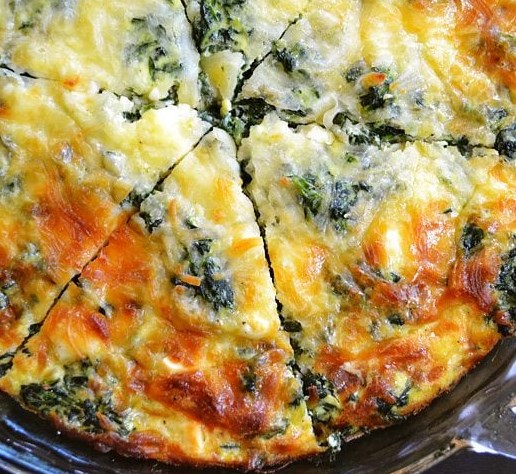 SPINACH MUSHROOM AND FETA CRUSTLESS QUICHE #Vegetarian #Glutenfree