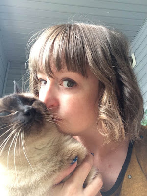 Pantene Hair and Kitty Kisses; Pantene Intense Hydration Shampoo and Conditioner; Blush VoxBox