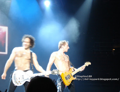 Vivian Campbell and Phil Collen - Def Leppard - 2008