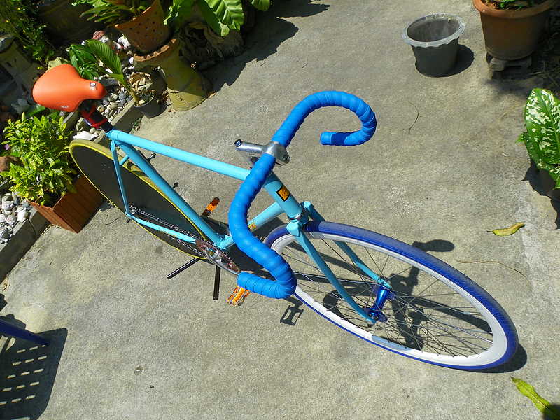 April 2011 Modifikasi Sepeda Fixie