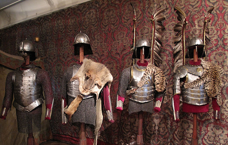 Armaduras de hussardos poloneses, Museu Czartoryski, Cracóvia