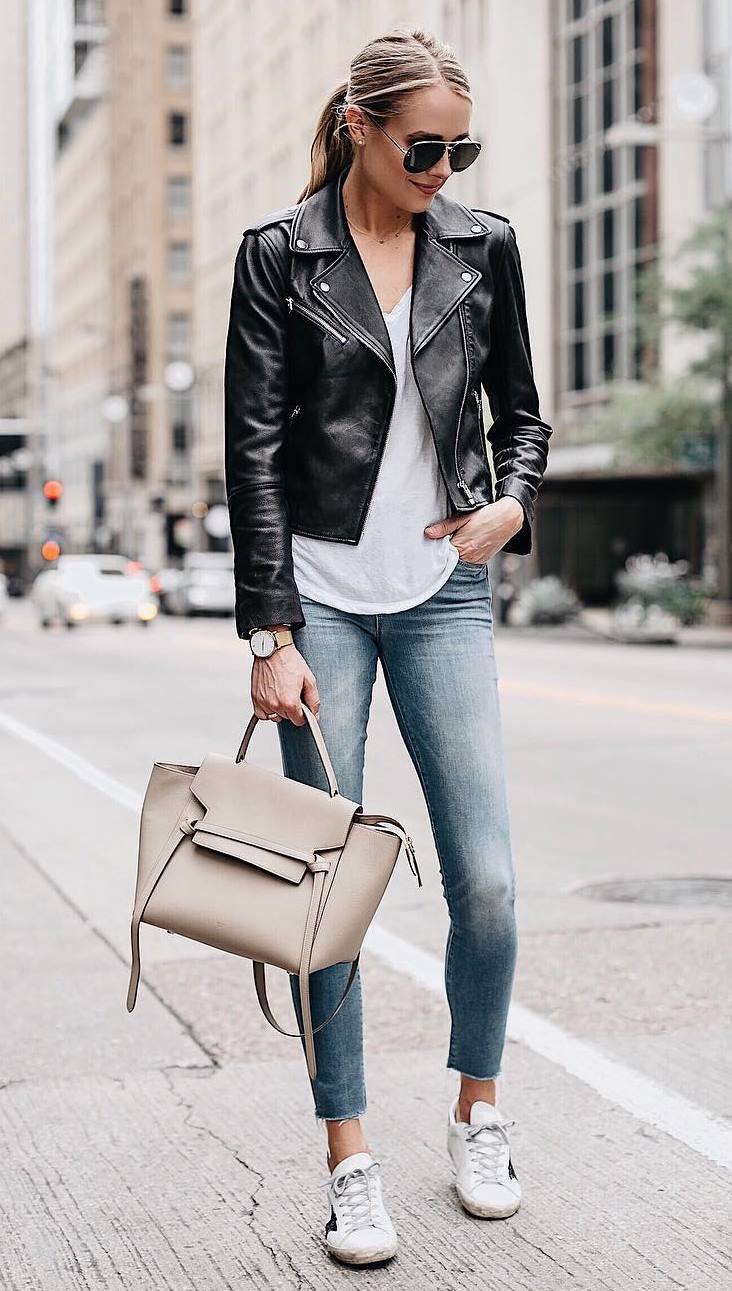 how to style a moto jacket : bag + white tee + sneakers + skinny jeans