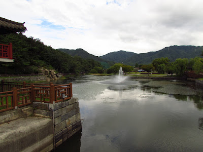 Uirimji 의림지 le lac réservoir.