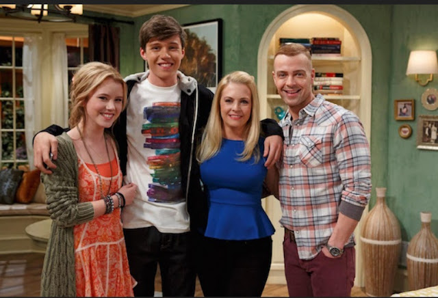 Melissa & Joey ABC Famous Show Plot|Timing|Starcast|Song|100Episode Wiki