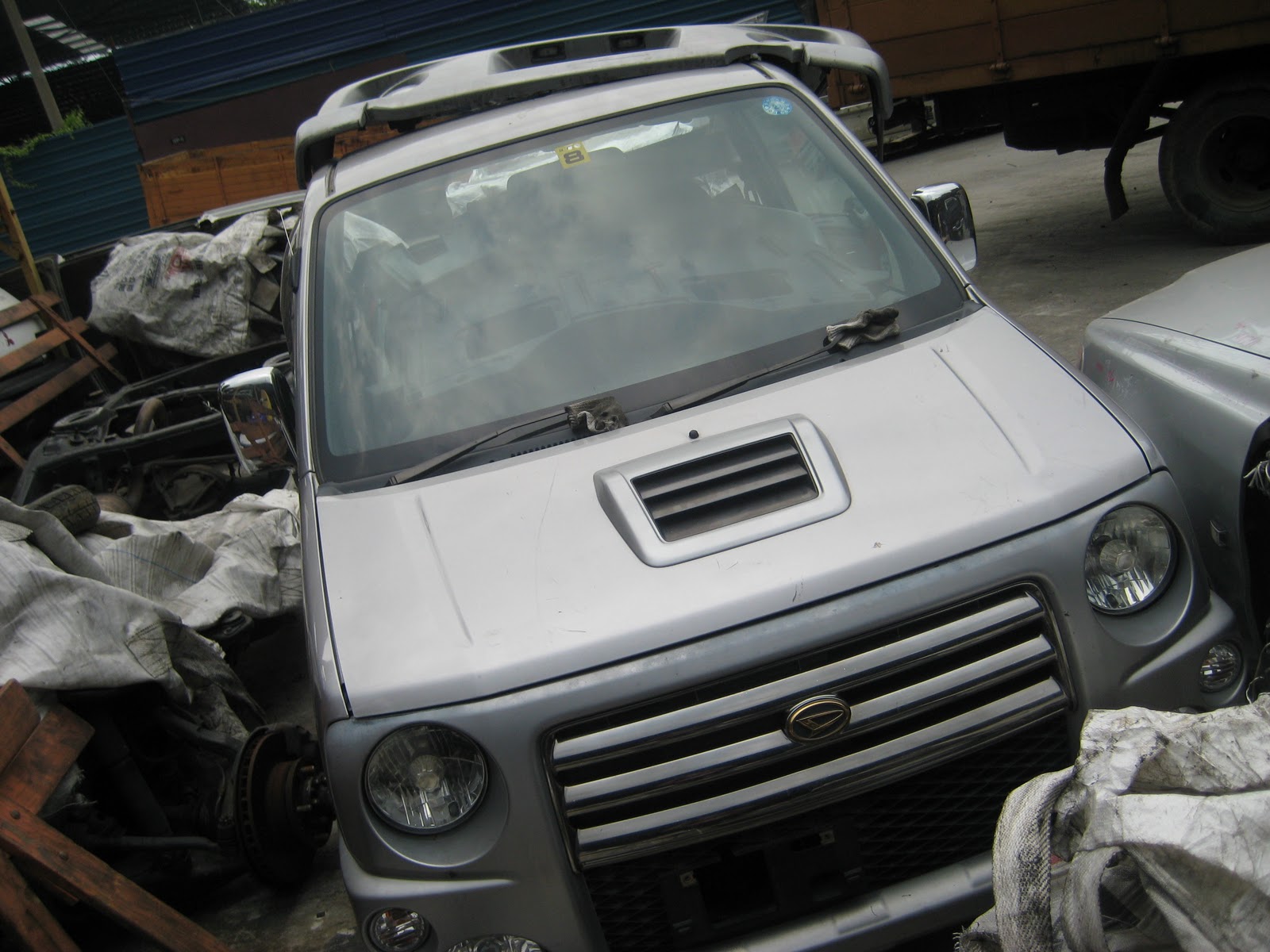 BESIHITAM AUTOPARTS: DAIHATSU MOVE L900 RS (CKD Halfcut)