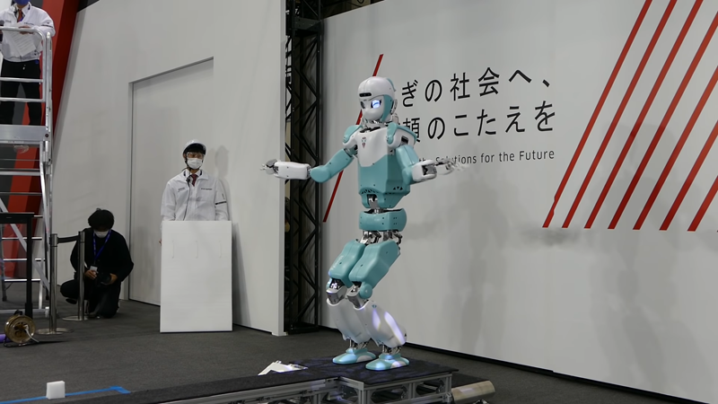 The humanoid robot invented by Kawasaki