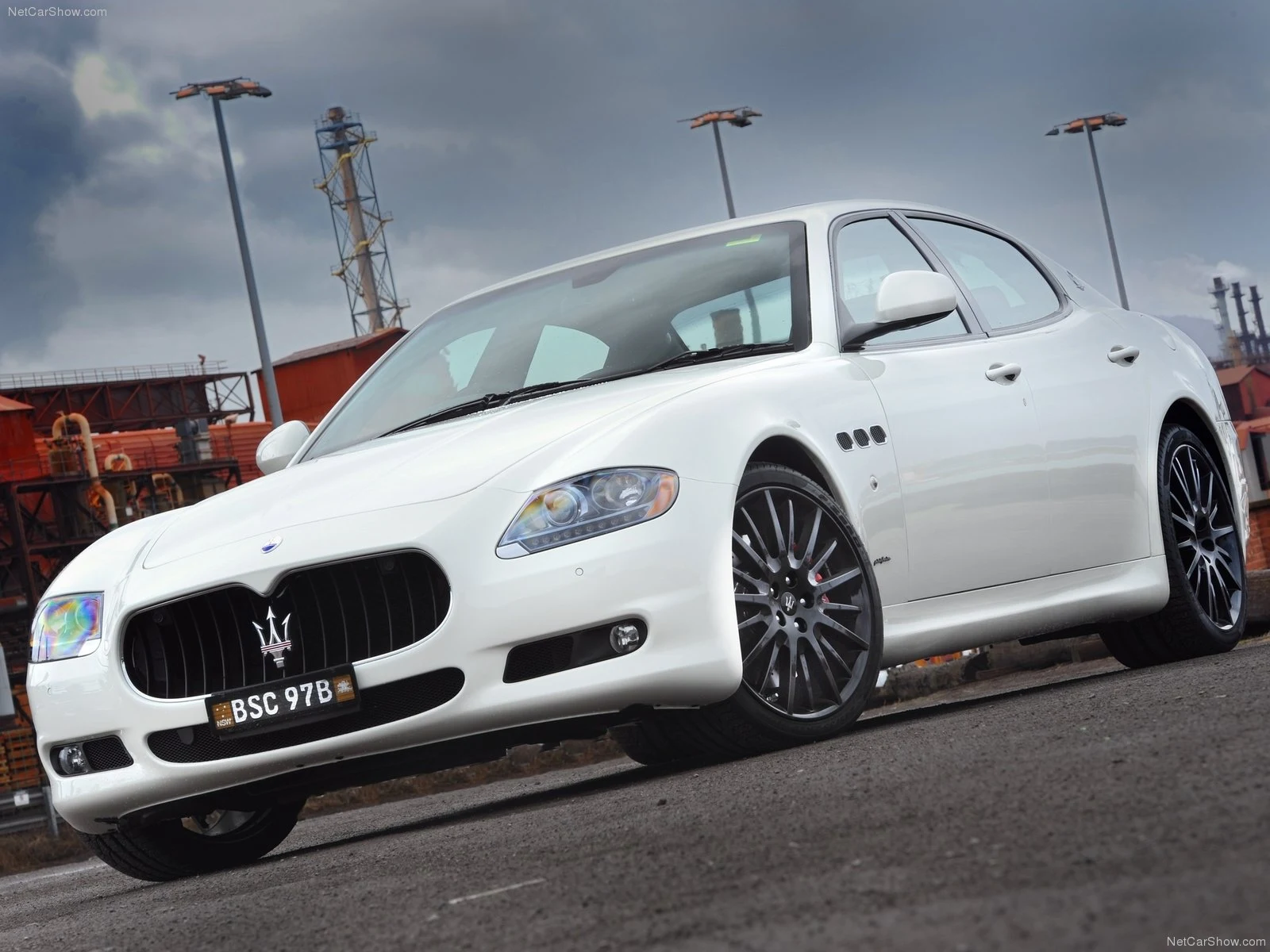 Hình ảnh siêu xe Maserati Quattroporte Sport GT S MC Sport Line 2011 & nội ngoại thất