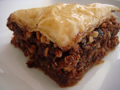 Chocolate-hazelnut baklava