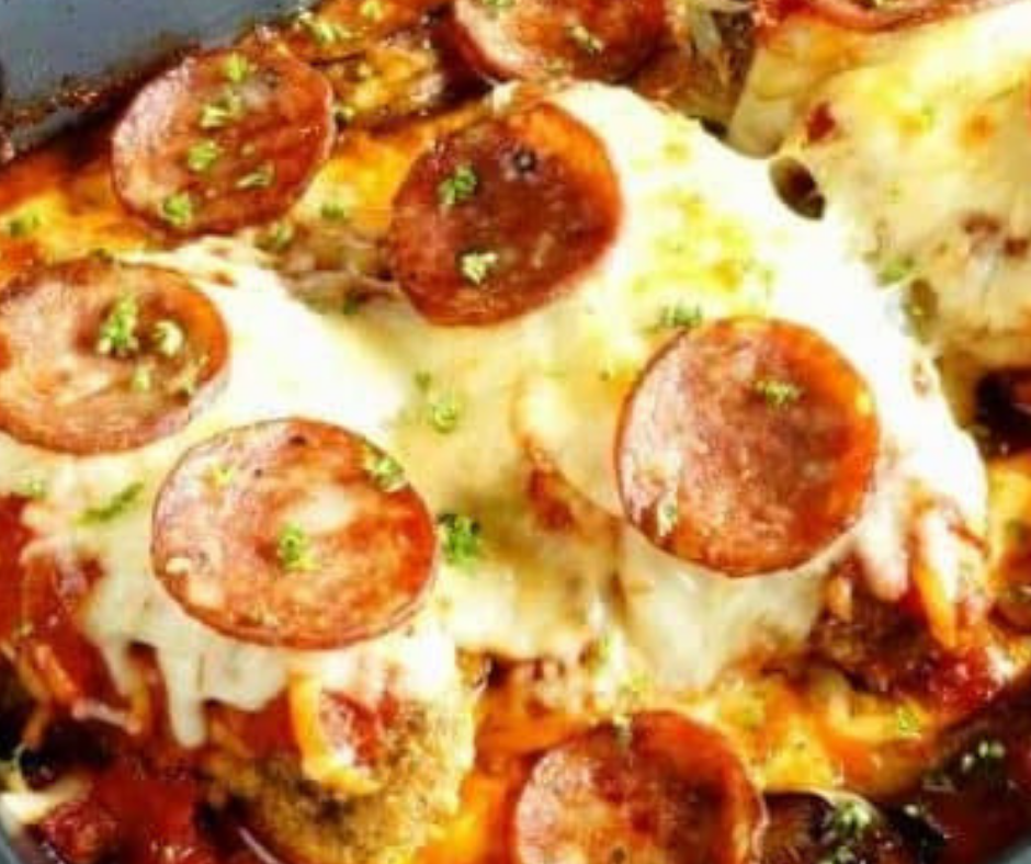 Low Carb Chicken Parmesan Pizza Casserole