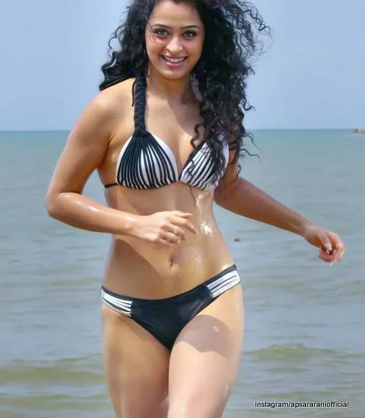 [Sexy Picture] Apsara Rani’s super hot black bikini avatar makes people crazy, you can feel the heat