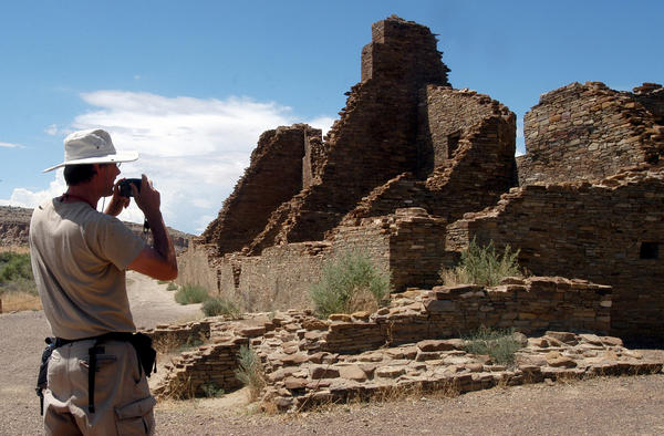 Archaeologists call on feds to protect Chaco Canyon area