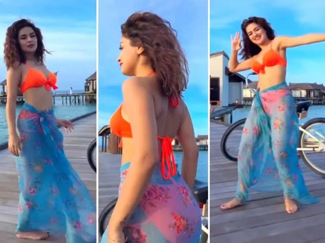 Avneet Kaur got her bikini photoshoot done in maldivas and showed her the hottest looks ever by wearing a bikini, Avneet Kaur sexy bikini, Avneet Kaur hot boobs and Cleavage show, Avneet Kaur sexy thighs and Butt, Avneet Kaur sexy Big Ass, Avneet Kaur oops moment, Avneet Kaur leaked, Avneet Kaur nudes