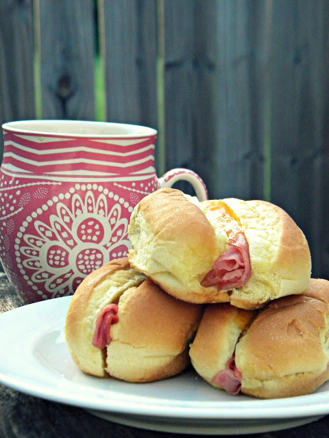 5 Holiday Breakfast Ideas - Ham & Cheese Rolls