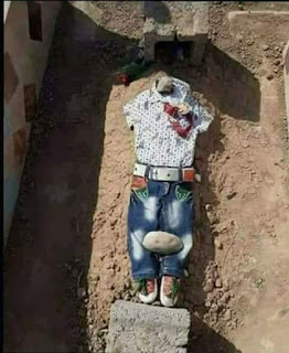 هذا ما فعلته الام فى اول  عيد على طفلها فى قبره 
