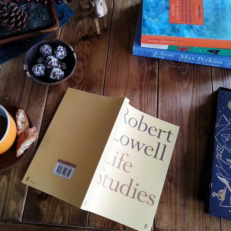 The cover of Robert Lowell's poetry collection Life Studies, publisehd by Faber & Faber · Lisa Stefan