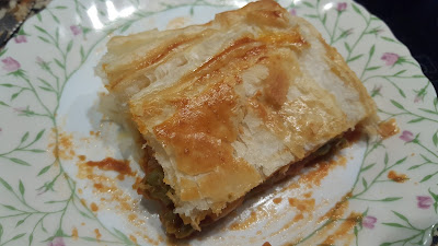 Quick & easy puff pastry vegetable pie