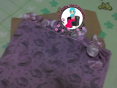 hadiah dari blogger, cara memakai shawl,shawl bercorak,shawl warna purple