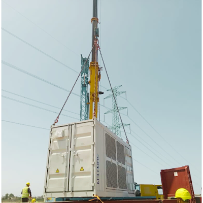 L'opération de levage sur chantier de construction