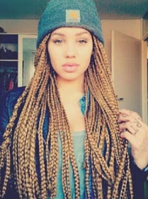 Mixed Girl with Blonde Box Braids-4.bp.blogspot.com