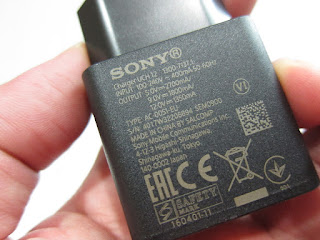 Sony UCH 12 fast charger